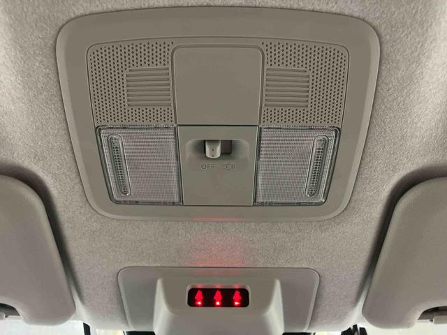 ロッキープレミアム下取車　ナビ　パノラマカメラ　ブルートゥース　ＥＴＣ　ドライブレコーダー　衝突被害軽減システム　シートヒーター　スマートキー　アダプティブクルーズコントロール　アイドリングストップ　ＬＥＤヘッドランプ（長崎県）の中古車