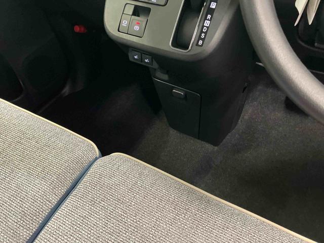 ムーヴキャンバスストライプスＧ届出済未使用車　元展示車　衝突被害軽減システム　禁煙　スマートキー　プッシュスタート　両側電動スライドドア　シートヒーター　ＬＥＤヘッドランプ　オートライト　車線逸脱警報　ベンチシート（長崎県）の中古車