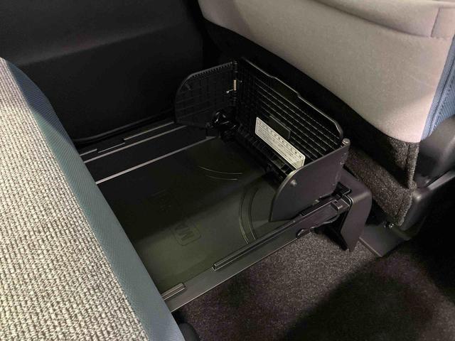 ムーヴキャンバスストライプスＧ届出済未使用車　元展示車　衝突被害軽減システム　禁煙　スマートキー　プッシュスタート　両側電動スライドドア　シートヒーター　ＬＥＤヘッドランプ　オートライト　車線逸脱警報　ベンチシート（長崎県）の中古車