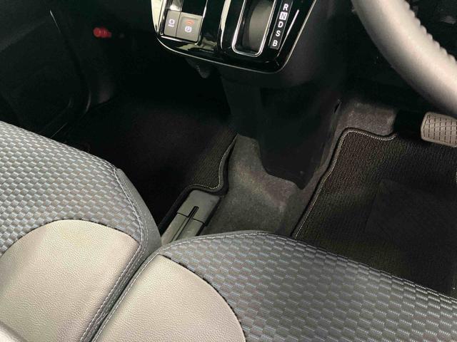 タントカスタムRSひょう害車 元試乗車 1オーナー ターボ 両側電動スライドドア アイドリングストップ 電動格納ミラー シートヒーター オートマチック LEDヘッドランプ オートライト スマートキー プッシュスタート(長崎県)の中古車