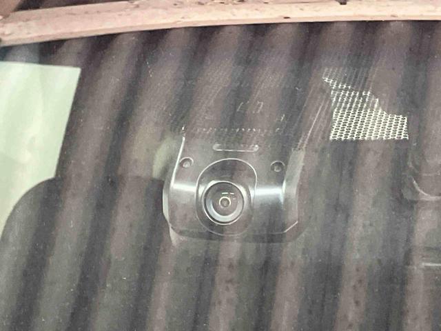 フリード＋クロスター下取車　４ＷＤ　ナビ　ブルートゥース　ＥＴＣ　バックカメラ　ドライブレコーダー　衝突被害軽減ブレーキ　誤発進抑制　ＬＥＤヘッドランプ　スマートキー　両側電動スライドドア　アイドリングストップ（長崎県）の中古車