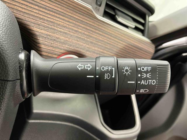 フリード＋クロスター下取車　４ＷＤ　ナビ　ブルートゥース　ＥＴＣ　バックカメラ　ドライブレコーダー　衝突被害軽減ブレーキ　誤発進抑制　ＬＥＤヘッドランプ　スマートキー　両側電動スライドドア　アイドリングストップ（長崎県）の中古車