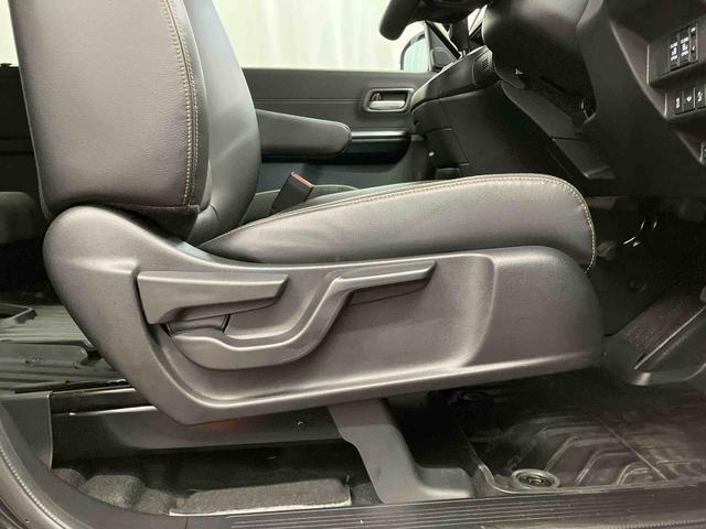 フリード＋クロスター下取車　４ＷＤ　ナビ　ブルートゥース　ＥＴＣ　バックカメラ　ドライブレコーダー　衝突被害軽減ブレーキ　誤発進抑制　ＬＥＤヘッドランプ　スマートキー　両側電動スライドドア　アイドリングストップ（長崎県）の中古車