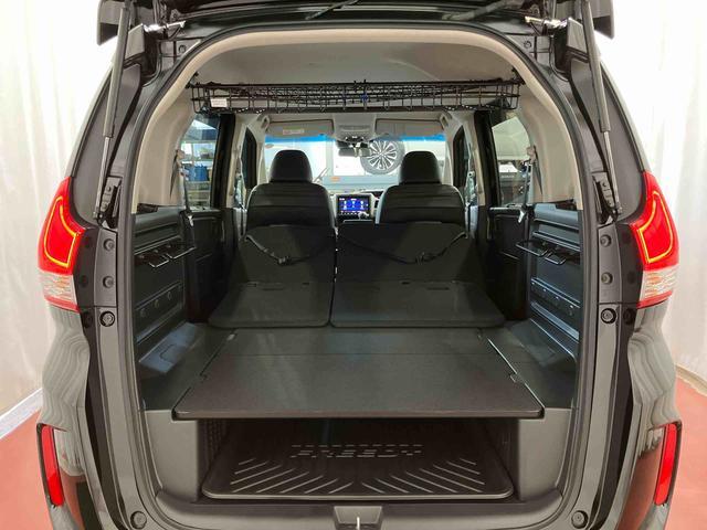 フリード＋クロスター下取車　４ＷＤ　ナビ　ブルートゥース　ＥＴＣ　バックカメラ　ドライブレコーダー　衝突被害軽減ブレーキ　誤発進抑制　ＬＥＤヘッドランプ　スマートキー　両側電動スライドドア　アイドリングストップ（長崎県）の中古車