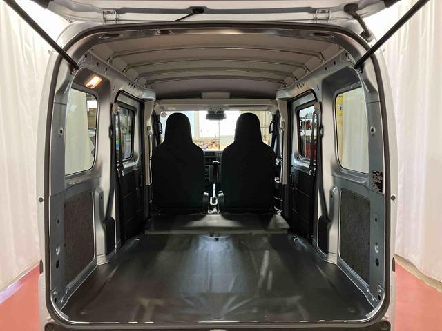 ハイゼットカーゴＤＸ届出済未使用車　元展示車　衝突安全ボディ　キーレスキー　両側スライドドア　アイドリングストップ　オートマチックハイビーム　オートライト　レーンアシスト　運転席エアバッグ　助手席エアバッグ　１オーナー（長崎県）の中古車