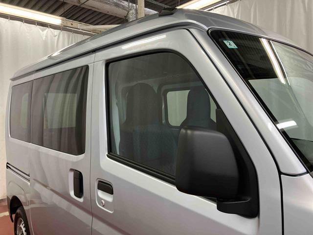 ハイゼットカーゴＤＸ届出済未使用車　元展示車　衝突安全ボディ　キーレスキー　両側スライドドア　アイドリングストップ　オートマチックハイビーム　オートライト　レーンアシスト　運転席エアバッグ　助手席エアバッグ　１オーナー（長崎県）の中古車