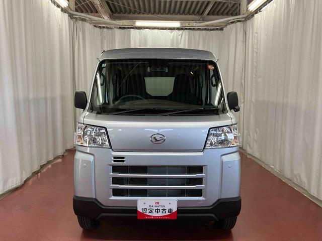 ハイゼットカーゴDX届出済未使用車 元展示車 衝突安全ボディ キーレスキー 両側スライドドア アイドリングストップ オートマチックハイビーム オートライト レーンアシスト 運転席エアバッグ 助手席エアバッグ 1オーナー(長崎県)の中古車