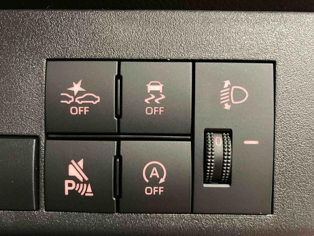 ハイゼットカーゴDX届出済未使用車 元展示車 衝突安全ボディ キーレスキー 両側スライドドア アイドリングストップ オートマチックハイビーム オートライト レーンアシスト 運転席エアバッグ 助手席エアバッグ 1オーナー(長崎県)の中古車