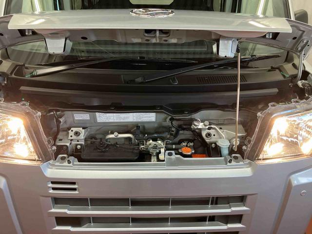 ハイゼットカーゴDX届出済未使用車 元展示車 衝突安全ボディ キーレスキー 両側スライドドア アイドリングストップ オートマチックハイビーム オートライト レーンアシスト 運転席エアバッグ 助手席エアバッグ 1オーナー(長崎県)の中古車