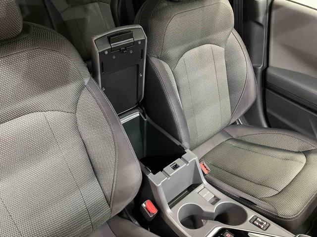 クロストレックリミテッド下取車　ディスプレイオーディオ　アダプティブクルーズコントロール　サイドエアバッグ　電動格納ミラー　オートライト　ＬＥＤヘッドランプ　ブルートゥース　ドラレコ　盗難防止　ＴＶ　衝突被害軽減システム（長崎県）の中古車