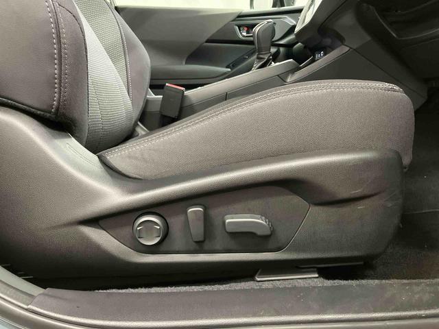 クロストレックリミテッド下取車　ディスプレイオーディオ　アダプティブクルーズコントロール　サイドエアバッグ　電動格納ミラー　オートライト　ＬＥＤヘッドランプ　ブルートゥース　ドラレコ　盗難防止　ＴＶ　衝突被害軽減システム（長崎県）の中古車