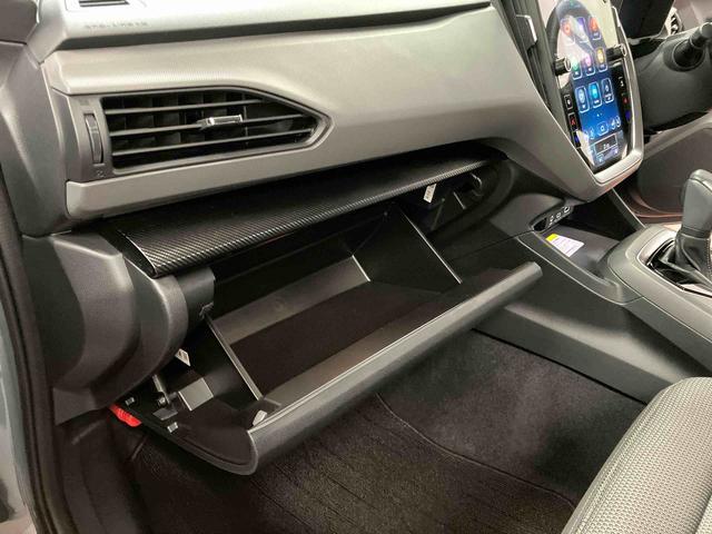 クロストレックリミテッド下取車　ディスプレイオーディオ　アダプティブクルーズコントロール　サイドエアバッグ　電動格納ミラー　オートライト　ＬＥＤヘッドランプ　ブルートゥース　ドラレコ　盗難防止　ＴＶ　衝突被害軽減システム（長崎県）の中古車