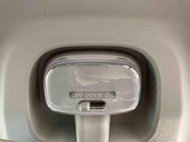 ハイゼットカーゴDX届出済未使用車 元展示車 衝突安全ボディ 禁煙 キーレス 両側スライドドア アイドリングストップ オートライト オートマチックハイビーム レーンアシスト ABS 運転席エアバッグ 助手席エアバッグ(長崎県)の中古車