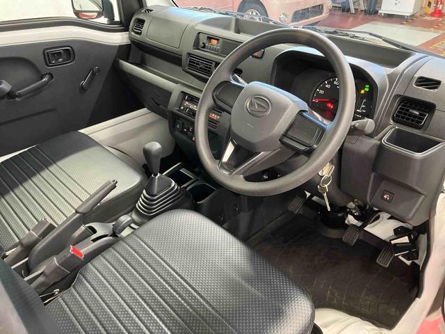 ハイゼットトラックスタンダード 農用スペシャル1オーナー 4WD マニュアル車 衝突被害軽減システム 整備記録簿 運転席エアバッグ 助手席エアバッグ 誤発進抑制機能 オートマチックハイビーム パワステ エアコン オートライト アイドリングストップ(長崎県)の中古車