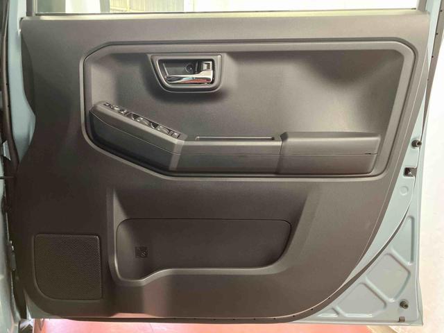 タフトＧ　ダーククロムベンチャー元試乗車　１オ−ナ−　アダプティブクルーズコントロール　オートマチックハイビーム　ＬＥＤヘッドランプ　レーンキープアシスト　アイドリングストップ　電動格納ミラー　記録簿　スマートキー　ガラスルーフ（長崎県）の中古車