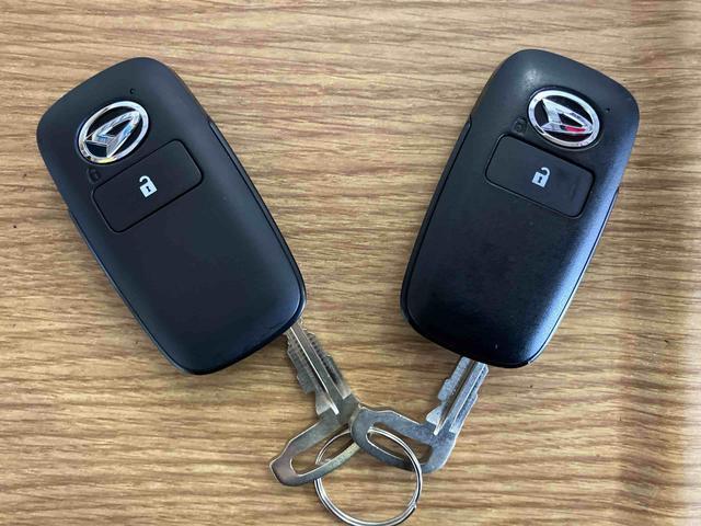 タフトＧ　クロムベンチャー１オーナー　衝突被害軽減システム　車線逸脱警報装置　シートヒーター　ガラスルーフ　アイドリングストップ　ＬＥＤヘッドランプ　オートライト　オートマチックハイビーム　スマートキー　プッシュスタート（長崎県）の中古車