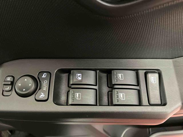 タフトＧ　クロムベンチャー１オーナー　衝突被害軽減システム　車線逸脱警報装置　シートヒーター　ガラスルーフ　アイドリングストップ　ＬＥＤヘッドランプ　オートライト　オートマチックハイビーム　スマートキー　プッシュスタート（長崎県）の中古車