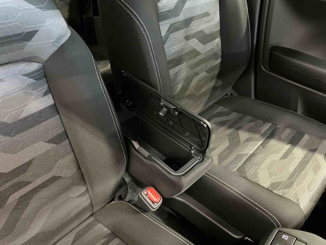 タフトＧ　クロムベンチャー下取車　ナビ　ブルートゥース　バックモニター　衝突被害軽減システム　アダプティブクルーズコントロール　シートヒーター　サンル−フ　ＬＥＤヘッドランプ　オートマチックハイビーム　衝突安全ボディ（長崎県）の中古車