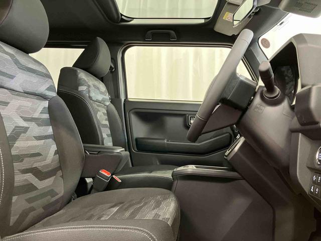 タフトＧ　ダーククロムベンチャー元展示車　届出済未使用車　ディスプレイオーディオ　ブルートゥース　衝突被害軽減システム　アダプティブクルーズコントロール　シートヒーター　ＬＥＤヘッドランプ　オートライト　オートマチックハイビーム（長崎県）の中古車