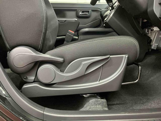 タフトＧ　ダーククロムベンチャー元展示車　届出済未使用車　ディスプレイオーディオ　ブルートゥース　衝突被害軽減システム　アダプティブクルーズコントロール　シートヒーター　ＬＥＤヘッドランプ　オートライト　オートマチックハイビーム（長崎県）の中古車