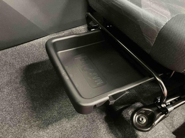 タフトＧ　ダーククロムベンチャー元展示車　届出済未使用車　ディスプレイオーディオ　ブルートゥース　衝突被害軽減システム　アダプティブクルーズコントロール　シートヒーター　ＬＥＤヘッドランプ　オートライト　オートマチックハイビーム（長崎県）の中古車