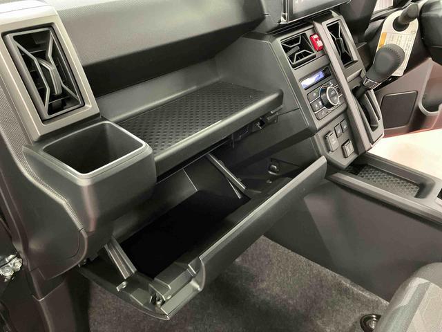 タフトＧ　ダーククロムベンチャー元展示車　届出済未使用車　ディスプレイオーディオ　ブルートゥース　衝突被害軽減システム　アダプティブクルーズコントロール　シートヒーター　ＬＥＤヘッドランプ　オートライト　オートマチックハイビーム（長崎県）の中古車