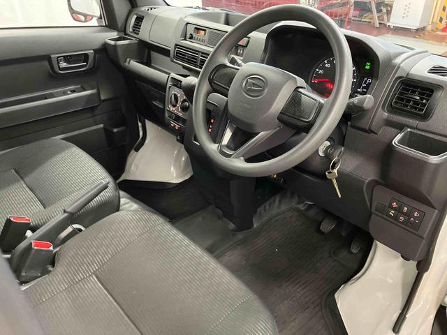 ハイゼットカーゴDX1オーナー 衝突被害軽減システム 衝突安全ボディ アイドリングストップ ETC キーレス 両側スライドドア オートライト オートマチックハイビーム ESC ABS 運転席エアバッグ 助手席エアバッグ(長崎県)の中古車