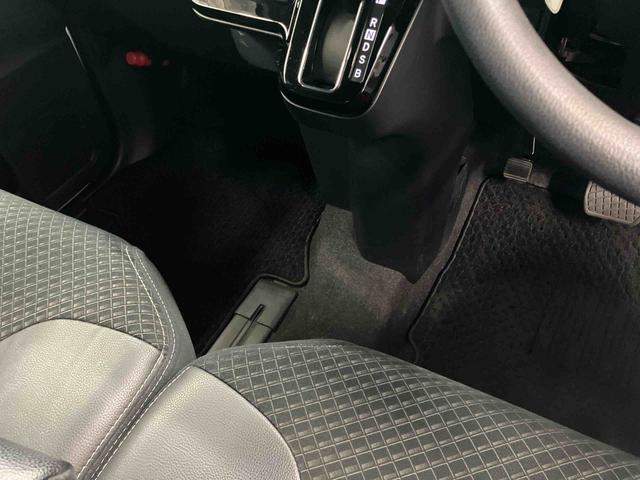 タントカスタムＸスタイルセレクション下取車　９インチナビ　ブルートゥース　ドライブレコーダー　パノラマモニター　衝突被害軽減システム　ブレーキサポート　レーンキープ　シートヒータ　スマートキー　両側電動スライドドア　ＬＥＤヘッドランプ（長崎県）の中古車