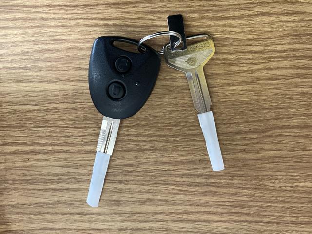 ミラトコットＬ　ＳＡIII下取車　ＤＶＤオーディオ　ブルートゥース　バックモニター　衝突被害軽減システム　車線逸脱警報装置　ＬＥＤヘッドランプ　オートライト　オートマチックハイビーム　ＡＢＳ　衝突安全ボディ（長崎県）の中古車