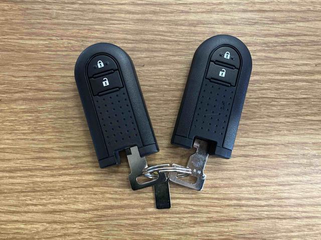 ミライースＧ　リミテッドＳＡIII下取車　ナビ　ブルートゥース　ＥＴＣ　ドライブレコーダー　バックモニター　衝突被害軽減システム　シートヒーター　ＬＥＤヘッドランプ　運転席エアバッグ　助手席エアバッグ　サイドエアバッグ　電動格納ミラー（長崎県）の中古車