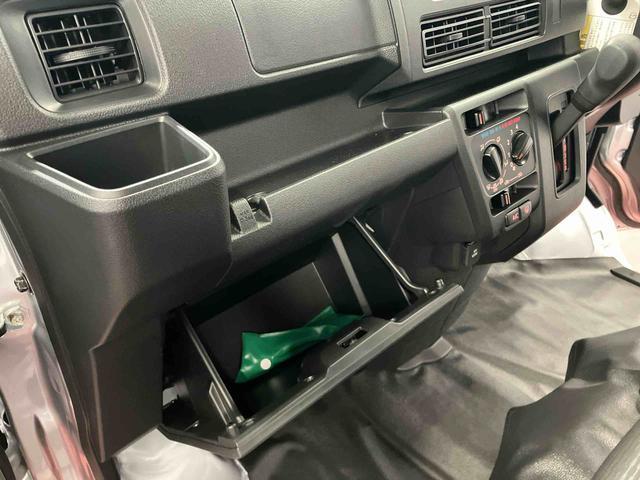 ハイゼットカーゴDX届出済未使用車 元展示車 禁煙 衝突被害軽減システム レーンキープアシスト 衝突安全ボディ キーレス 両側スライドドア ESC オートライト ABS 運転席エアバッグ 助手席エアバッグ(長崎県)の中古車