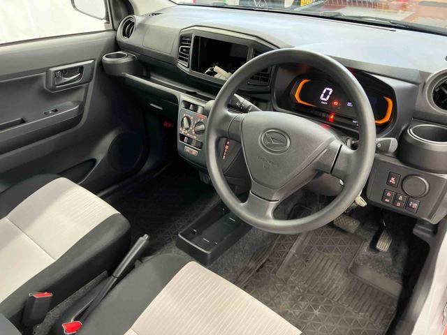 ミライースL SAIII1オーナー 衝突被害軽減システム 横滑防止 レーンキープアシスト オートライト オートマチックハイビーム 運転席エアバッグ 助手席エアバッグ ABS 衝突安全ボディ アイドリングストップ(長崎県)の中古車