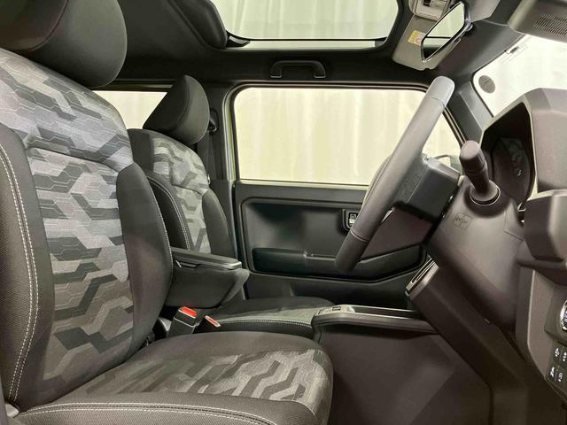 タフトG ダーククロムベンチャー元試乗車 衝突被害軽減システム レーンキープアシスト ガラスルーフ シートヒーター アイドリングストップ LEDヘッドランプ オートマチックハイビーム 電動格納ミラー スマートキー 衝突安全ボディ(長崎県)の中古車