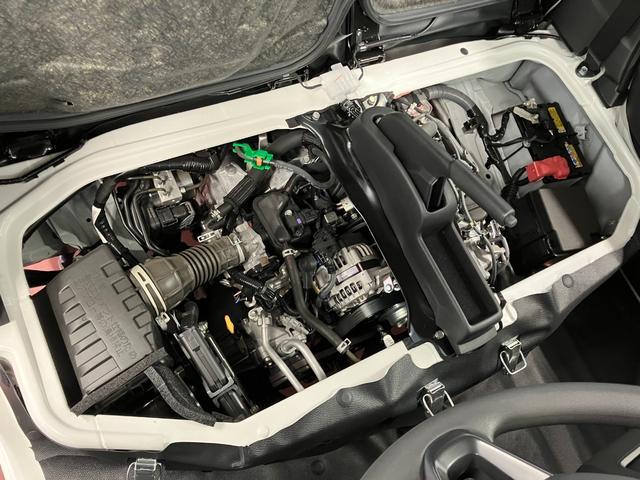 ハイゼットカーゴスペシャル届出済未使用車　元展示車　４ＷＤ　禁煙車　衝突被害軽減ブレーキ　レーンキープアシスト　ラジオ　アイドリングストップ　運転席エアバッグ　助手席エアバッグ（長崎県）の中古車