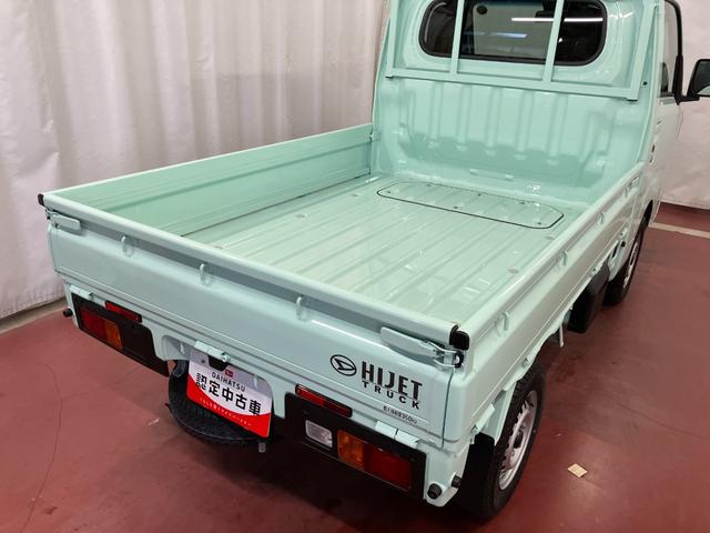 ハイゼットトラックＥＸＴ届出済未使用車　元展示車　２ＷＤ　ＣＶＴ車　禁煙車　衝突被害軽減システム　レーンキープアシスト　オートマチックハイビーム　運転席エアバッグ　プッシュスタート　スマートキー　電動格納ドアミラー（長崎県）の中古車