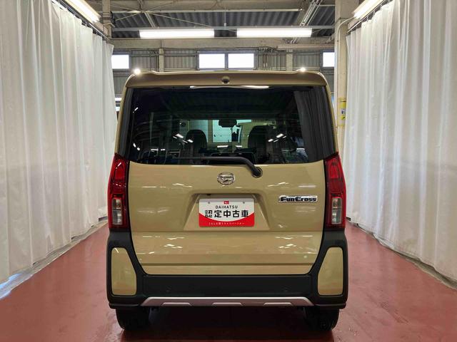 タントファンクロス元展示車　届出済未使用車　禁煙　衝突被害軽減システム　レーンキープアシスト　両側電動スライドドア　シートヒーター　ＬＥＤヘッドランプ　オートライト　オートマチックハイビーム　スマートキー　ベンチシート（長崎県）の中古車