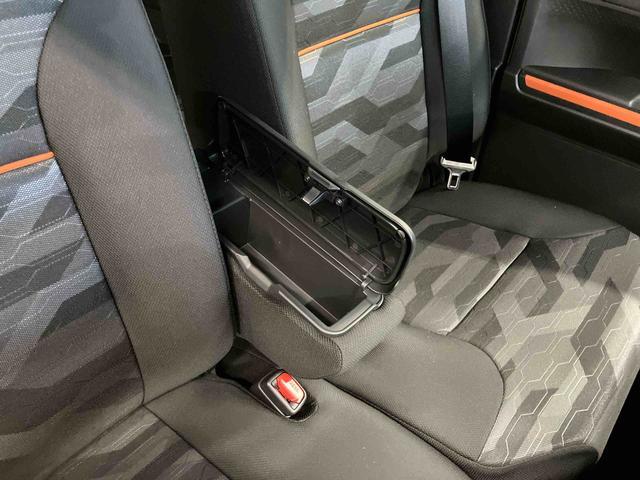 タントファンクロス元展示車　届出済未使用車　禁煙　衝突被害軽減システム　レーンキープアシスト　両側電動スライドドア　シートヒーター　ＬＥＤヘッドランプ　オートライト　オートマチックハイビーム　スマートキー　ベンチシート（長崎県）の中古車