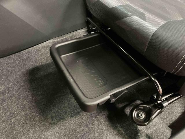 タフトＧ　ダーククロムベンチャー元展示車　届出済未使用車　衝突被害軽減システム　レーンキープアシスト　アダプティブクルーズコントロール　シートヒーター　サンルーフ　ＬＥＤヘッドランプ　オートマチックハイビーム　衝突安全ボディ（長崎県）の中古車