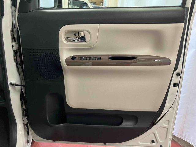 ムーヴキャンバスＸメイクアップリミテッド　ＳＡIII下取車　ナビ　パノラマカメラ　衝突被害軽減システム　ＥＴＣ　スマートキー　プッシュスタート　オートライト　オートマチックハイビーム　電動格納ミラー　ベンチシート　運転席エアバッグ　助手席エアバッグ（長崎県）の中古車