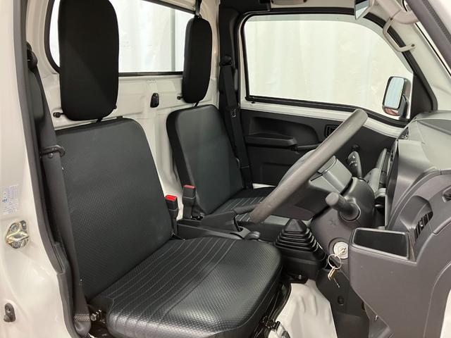 ハイゼットトラックスタンダード 農用スペシャル4WD マニュアル車 1オーナー 衝突被害軽減システム アイドリングストップ オートライト 運転席エアバッグ 助手席エアバッグ レーンキープアシスト 誤発進抑制機能 オートマチックハイビーム パワステ(長崎県)の中古車