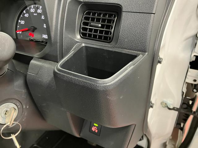 ハイゼットトラックスタンダード 農用スペシャル4WD マニュアル車 1オーナー 衝突被害軽減システム アイドリングストップ オートライト 運転席エアバッグ 助手席エアバッグ レーンキープアシスト 誤発進抑制機能 オートマチックハイビーム パワステ(長崎県)の中古車