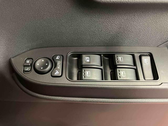 タントカスタムRS元試乗車 ターボ 両側電動スライドドア レーンキープアシスト アイドリングストップ 電動格納ミラー シートヒーター オートマチックハイビーム LEDヘッドランプ 1オーナー オートライト スマートキー(長崎県)の中古車