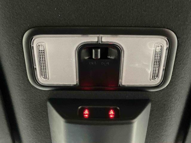 タントカスタムＲＳ元試乗車　ターボ　両側電動スライドドア　レーンキープアシスト　アイドリングストップ　電動格納ミラー　シートヒーター　オートマチックハイビーム　ＬＥＤヘッドランプ　１オーナー　オートライト　スマートキー（長崎県）の中古車