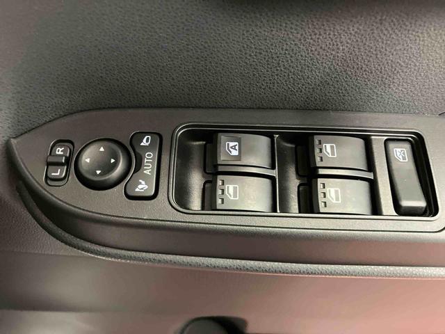 タントカスタムＲＳ元試乗車　ターボ　両側電動スライドドア　レーンキープアシスト　アイドリングストップ　電動格納ミラー　シートヒーター　オートマチックハイビーム　ＬＥＤヘッドランプ　１オーナー　オートライト　スマートキー（長崎県）の中古車