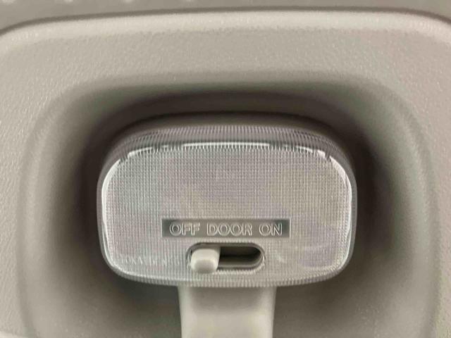 ハイゼットカーゴスペシャルＳＡIIIマニュアル車　衝突被害軽減システム　レーンアシスト　運転席エアバッグ　助手席エアバッグ　横滑り防止システム　ＬＥＤヘッドランプ　衝突安全ボディ　オートライト　両側スライドドア　オートマチックハイビーム（長崎県）の中古車