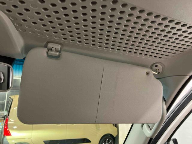 ハイゼットカーゴスペシャルＳＡIIIマニュアル車　衝突被害軽減システム　レーンアシスト　運転席エアバッグ　助手席エアバッグ　横滑り防止システム　ＬＥＤヘッドランプ　衝突安全ボディ　オートライト　両側スライドドア　オートマチックハイビーム（長崎県）の中古車