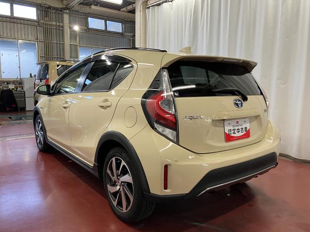 アクアクロスオーバー下取車　ナビ　バックカメラ　ドラレコ　ＥＴＣ　衝突被害軽減システム　横滑り防止装置　レーンキープアシスト　ＬＥＤヘッドランプ　スマートキー　プッシュスタート　純正アルミホイール　フルセグＴＶ（長崎県）の中古車