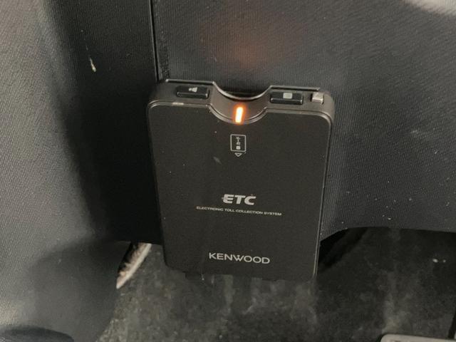 アクアクロスオーバー下取車　ナビ　バックカメラ　ドラレコ　ＥＴＣ　衝突被害軽減システム　横滑り防止装置　レーンキープアシスト　ＬＥＤヘッドランプ　スマートキー　プッシュスタート　純正アルミホイール　フルセグＴＶ（長崎県）の中古車