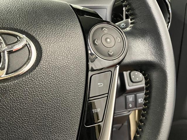 アクアクロスオーバー下取車　ナビ　バックカメラ　ドラレコ　ＥＴＣ　衝突被害軽減システム　横滑り防止装置　レーンキープアシスト　ＬＥＤヘッドランプ　スマートキー　プッシュスタート　純正アルミホイール　フルセグＴＶ（長崎県）の中古車