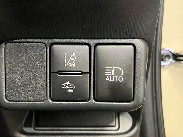 アクアクロスオーバー下取車　ナビ　バックカメラ　ドラレコ　ＥＴＣ　衝突被害軽減システム　横滑り防止装置　レーンキープアシスト　ＬＥＤヘッドランプ　スマートキー　プッシュスタート　純正アルミホイール　フルセグＴＶ（長崎県）の中古車